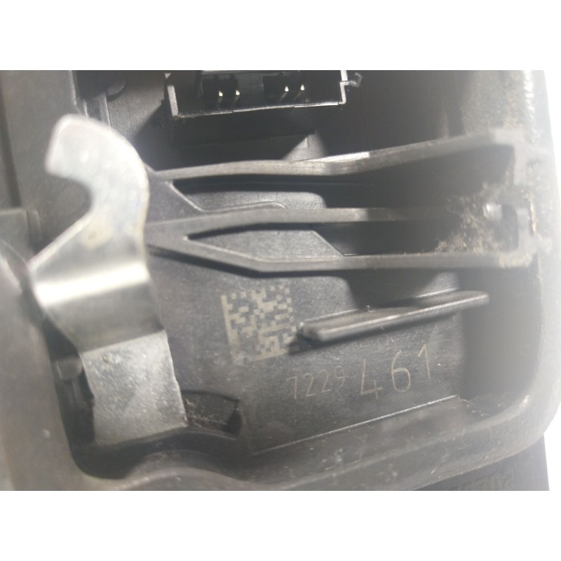 Recambio de cerradura puerta delantera izquierda para bmw serie 5 lim. (f10) 3.0 turbodiesel referencia OEM IAM  7229461 