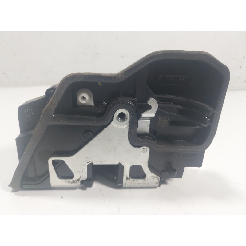 Recambio de cerradura puerta trasera izquierda para bmw serie 5 lim. (f10) 3.0 turbodiesel referencia OEM IAM  7229459 