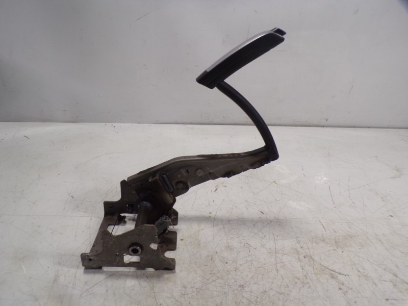 Recambio de palanca freno de mano para ford c-max 1.6 tdci cat referencia OEM IAM 1884700  