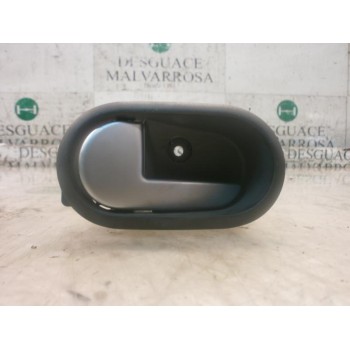 MANETA INTERIOR DELANTERA IZQUIERDA 