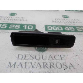 MANDO ELEVALUNAS TRASERO DERECHO 254010003R 