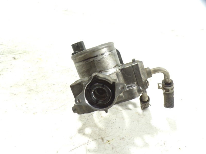 Recambio de caja mariposa para lexus is200 (ds2/is2) 2.2 d-cat referencia OEM IAM 2610026040  