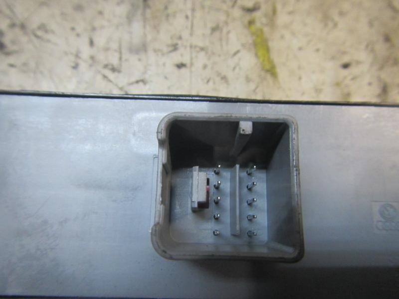 Recambio de mando elevalunas delantero izquierdo para volkswagen polo (6c1) 1.4 tdi referencia OEM IAM 6C0959857WHS  