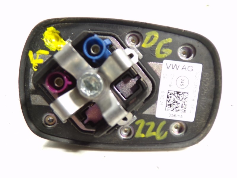 Recambio de antena para skoda octavia combi (5e5) l&k referencia OEM IAM 5Q0035507B5FQ 5Q0035507B 