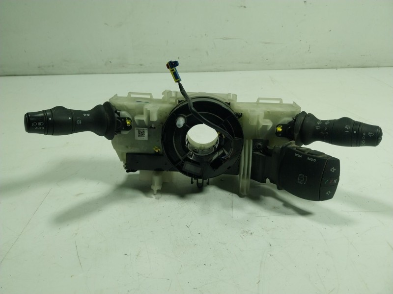 Recambio de mando luces para renault zoe life referencia OEM IAM  255522540R 