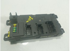 Recambio de caja reles / fusibles para bmw serie 2 coupe (f22) 3.0 24v scrollturbo cat referencia OEM IAM  932970401  2