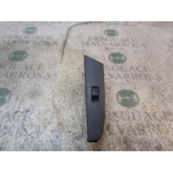 MANDO ELEVALUNAS TRASERO DERECHO 