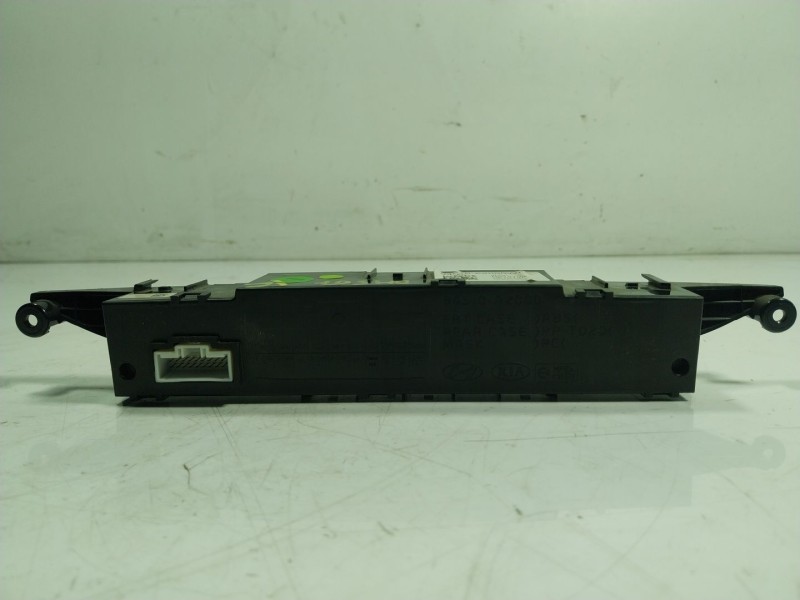 Recambio de pantalla multifuncion para kia ceed 1.4 tgdi cat referencia OEM IAM  94510A2000 