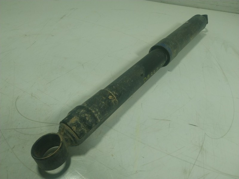 Recambio de amortiguador trasero derecho para toyota hilux referencia OEM IAM 485318Z006 485310K760B 