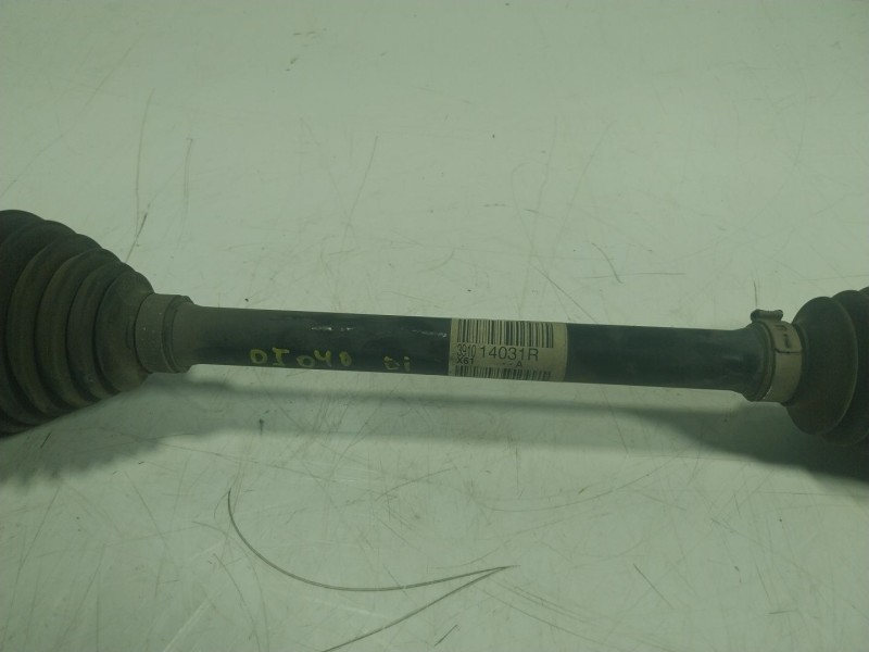 Recambio de transmision izquierda para renault kangoo z.e. referencia OEM IAM  391014031R 