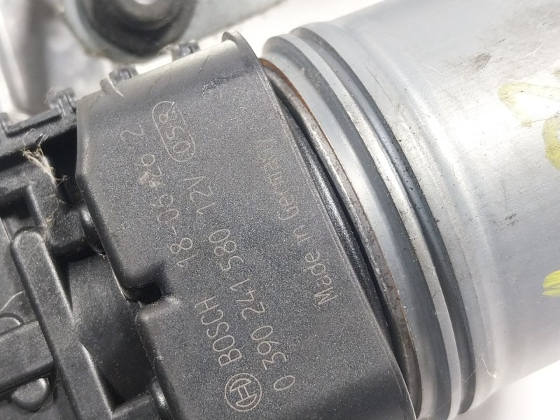 Recambio de motor limpia delantero para renault zoe 68 kw referencia OEM IAM  286003381R 