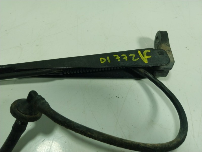 Recambio de brazo limpia delantero derecho para renault twizy life referencia OEM IAM   