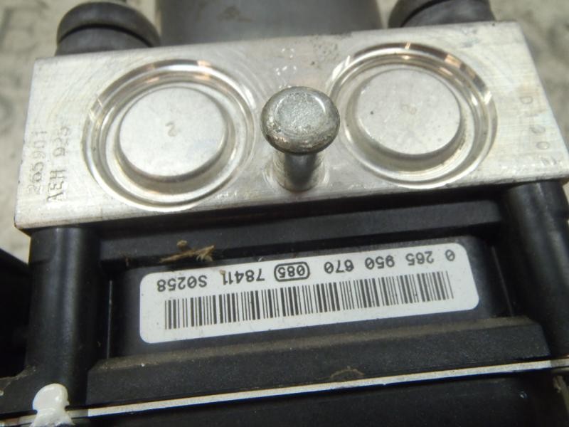 Recambio de abs para fiat bravo (198) 1.9 emotion multijet referencia OEM IAM 71747606 0265950670 0265950670