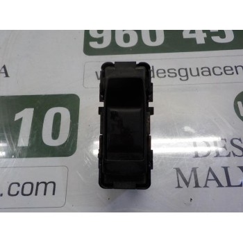 MANDO ELEVALUNAS TRASERO IZQUIERDO 68018920AA 