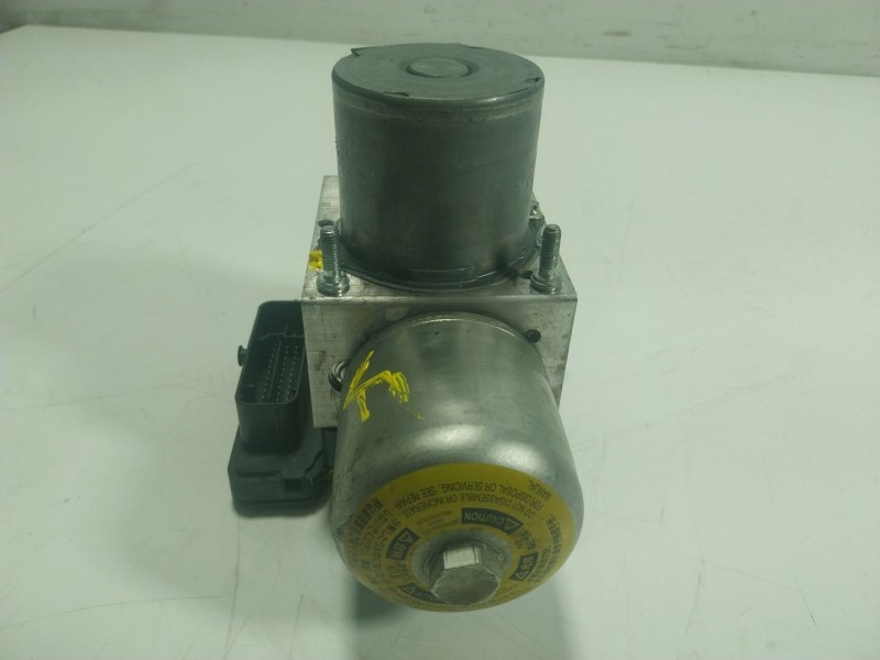 Recambio de abs para renault zoe 68 kw referencia OEM IAM  472108051R 