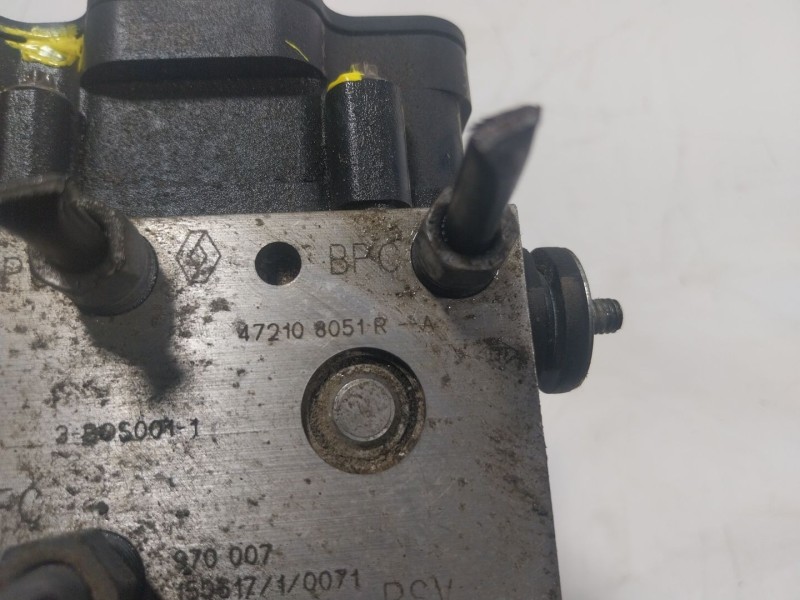 Recambio de abs para renault zoe 68 kw referencia OEM IAM  472108051R 