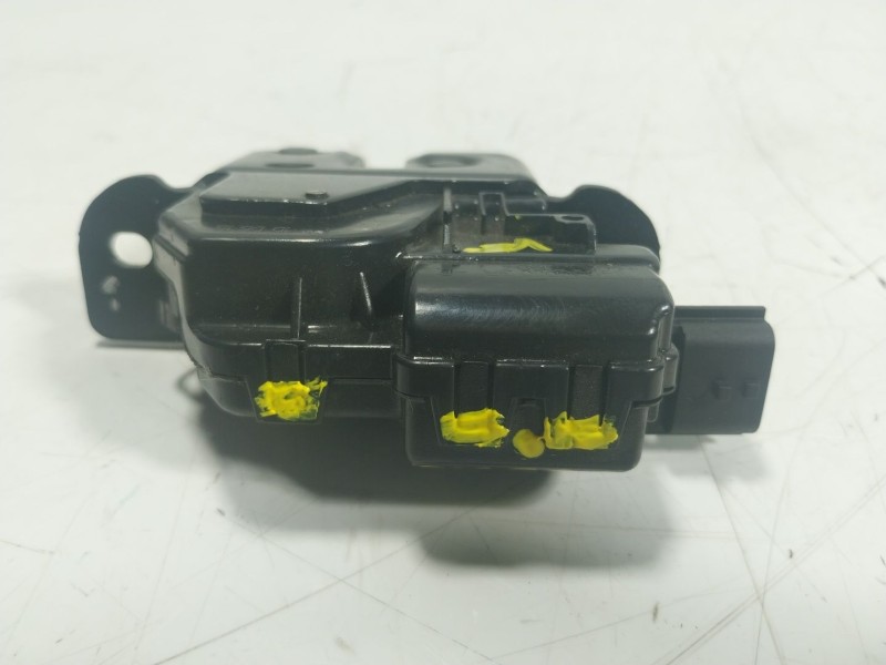 Recambio de cerradura maletero / porton para renault zoe 68 kw referencia OEM IAM  846300003R 