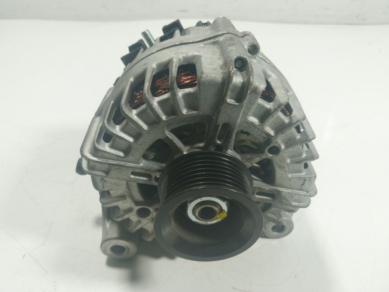 Recambio de alternador para bmw serie 5 lim. (f10) 3.0 turbodiesel referencia OEM IAM  F8618S011 