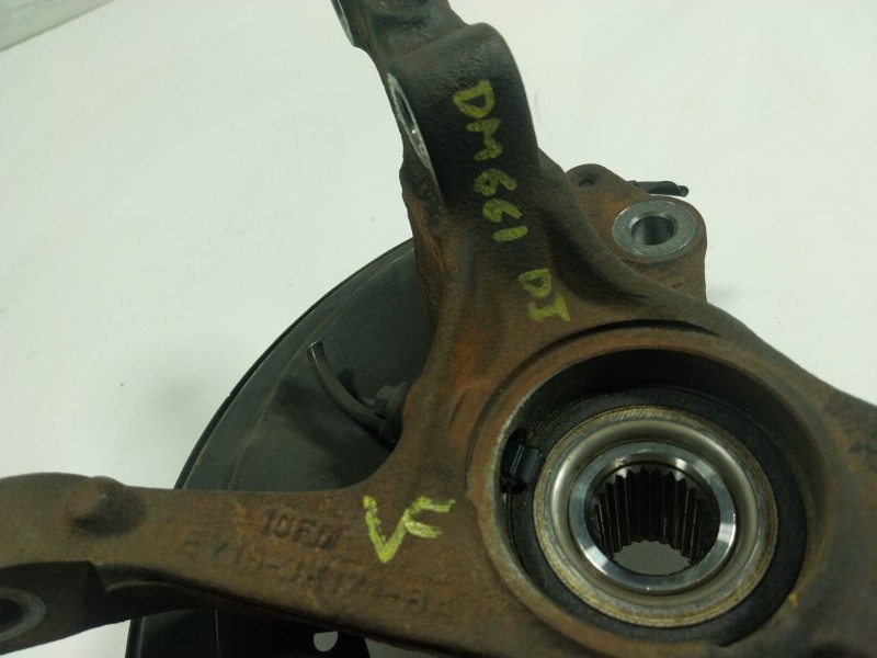 Recambio de mangueta delantera izquierda para ford transit courier 1.5 tdci cat referencia OEM IAM   