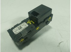 Recambio de mando radio para renault zoe 68 kw referencia OEM IAM  253B08825R  2