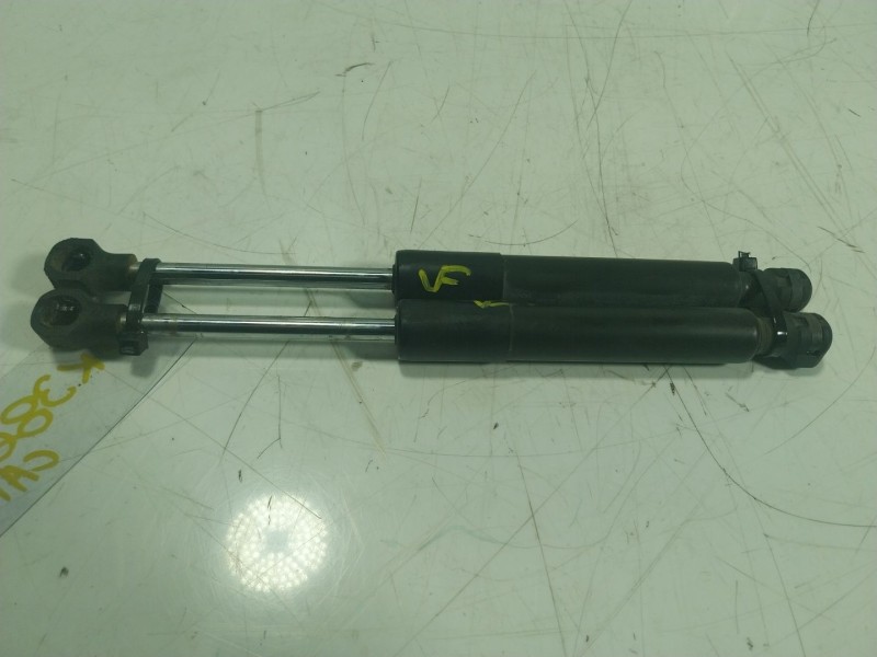 Recambio de amortiguador capot para renault zoe 68 kw referencia OEM IAM  654707388R 