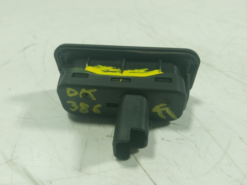 Recambio de maneta porton para renault zoe 68 kw referencia OEM IAM   