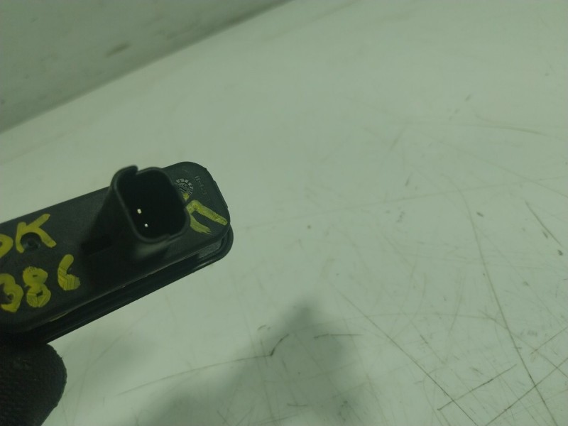 Recambio de maneta porton para renault zoe 68 kw referencia OEM IAM   