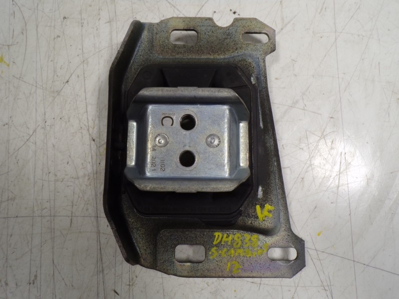 Recambio de soporte cambio para toyota proace city 1.2 12v referencia OEM IAM SU001A3592 9673768480C 