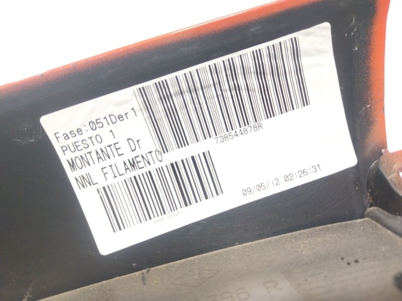 Recambio de moldura para renault twizy urban referencia OEM IAM  738544878R 