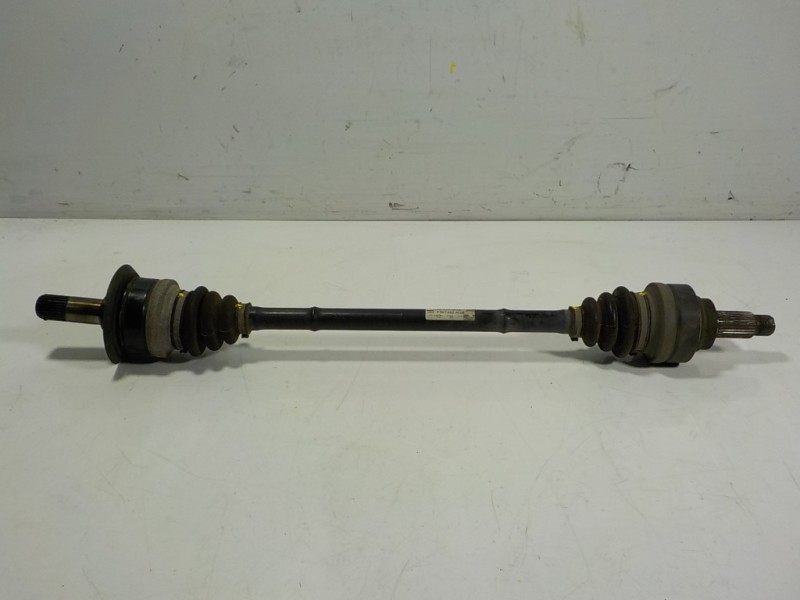 Recambio de transmision trasera derecha para bmw serie 4 coupe (f32) 2.0 16v turbodiesel referencia OEM IAM 33208680348 7597682 