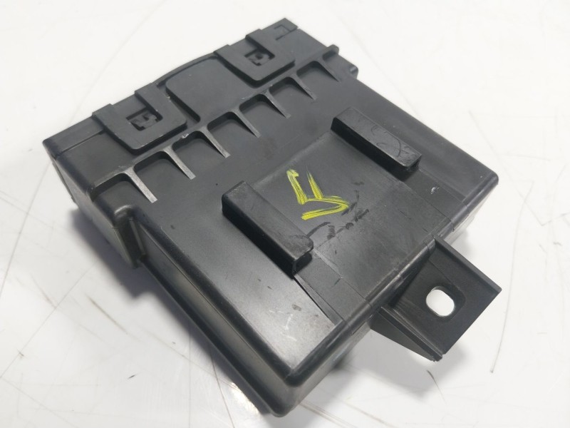 Recambio de modulo electronico para renault zoe 68 kw referencia OEM IAM  285250503R 