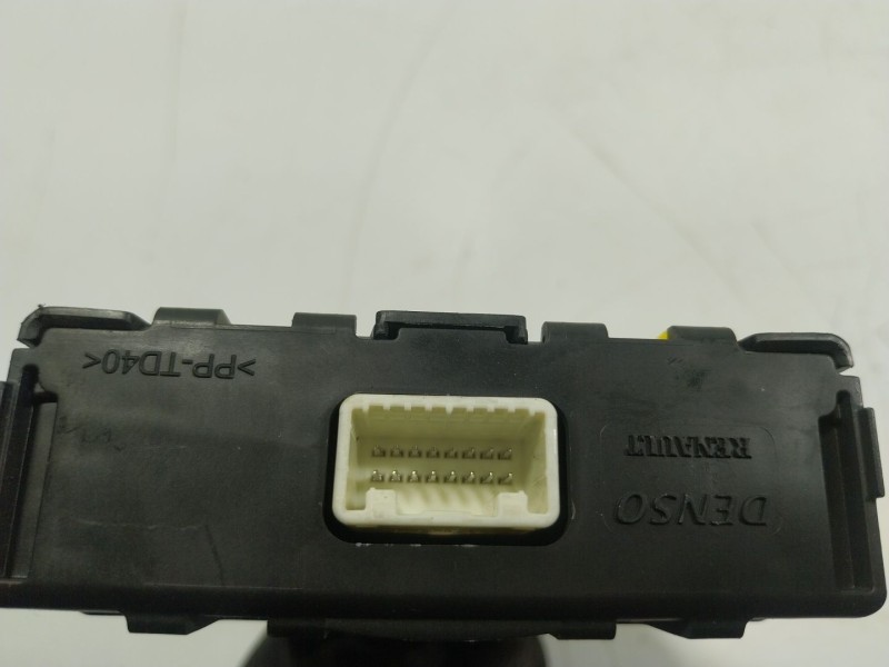 Recambio de modulo electronico para renault zoe 68 kw referencia OEM IAM  285250503R 