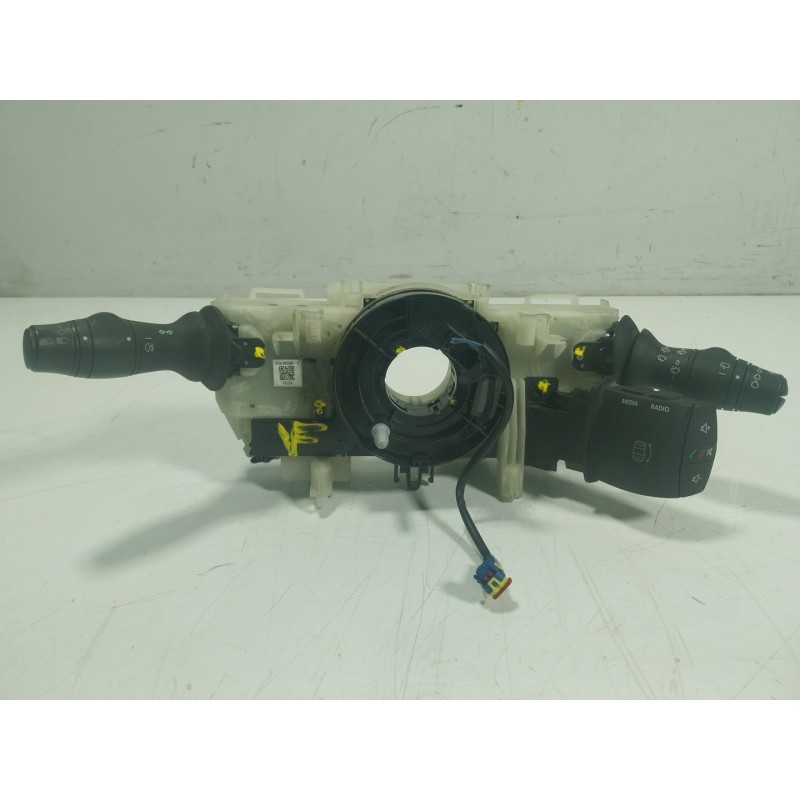 Recambio de mando luces para renault zoe 68 kw referencia OEM IAM  255678550R 