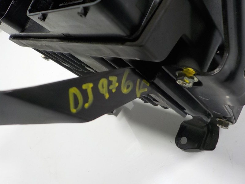 Recambio de modulo electronico para toyota rav4 hybrid fwd referencia OEM IAM 8821033120 8821033120 