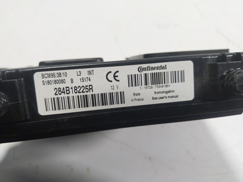 Recambio de modulo electronico para renault zoe 68 kw referencia OEM IAM  284B18225R 