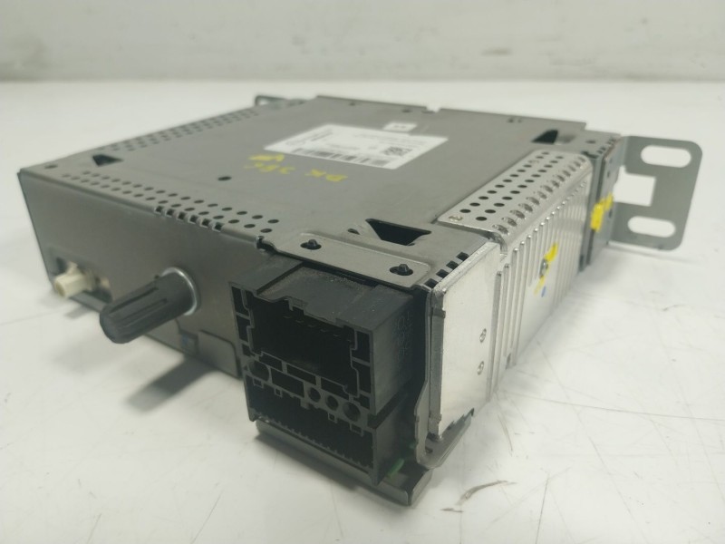 Recambio de sistema audio / radio cd para renault zoe 68 kw referencia OEM IAM  281151069R 