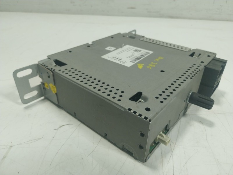 Recambio de sistema audio / radio cd para renault zoe 68 kw referencia OEM IAM  281151069R 