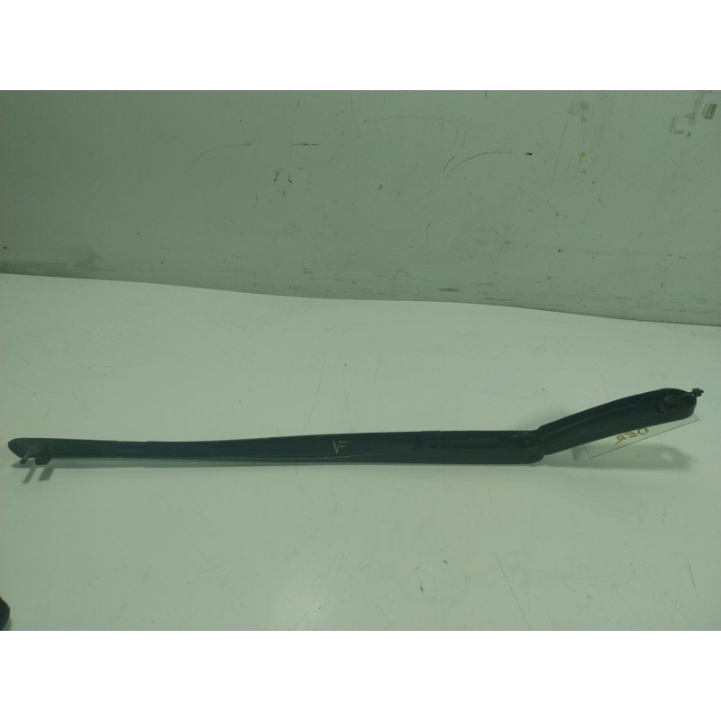 Recambio de brazo limpia delantero derecho para bmw serie 5 lim. (f10) 3.0 turbodiesel referencia OEM IAM   