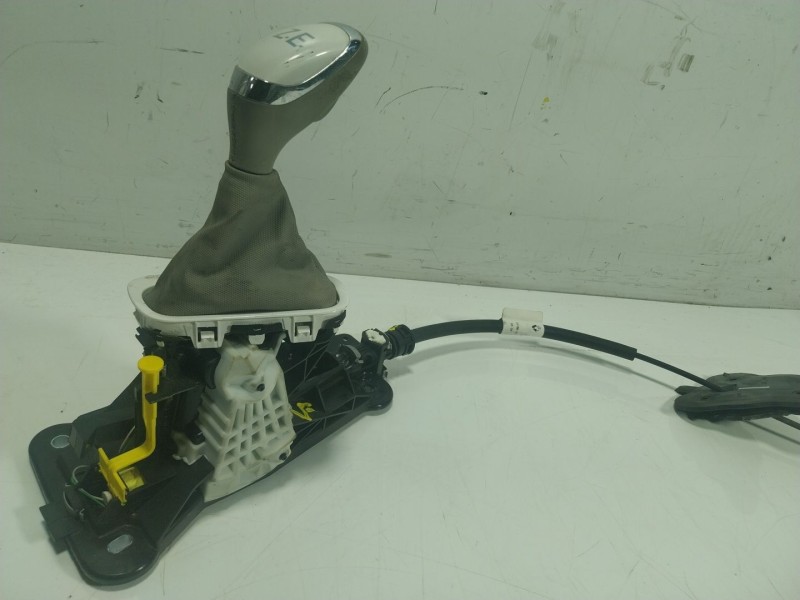 Recambio de palanca cambio para renault zoe 68 kw referencia OEM IAM  341040598R 