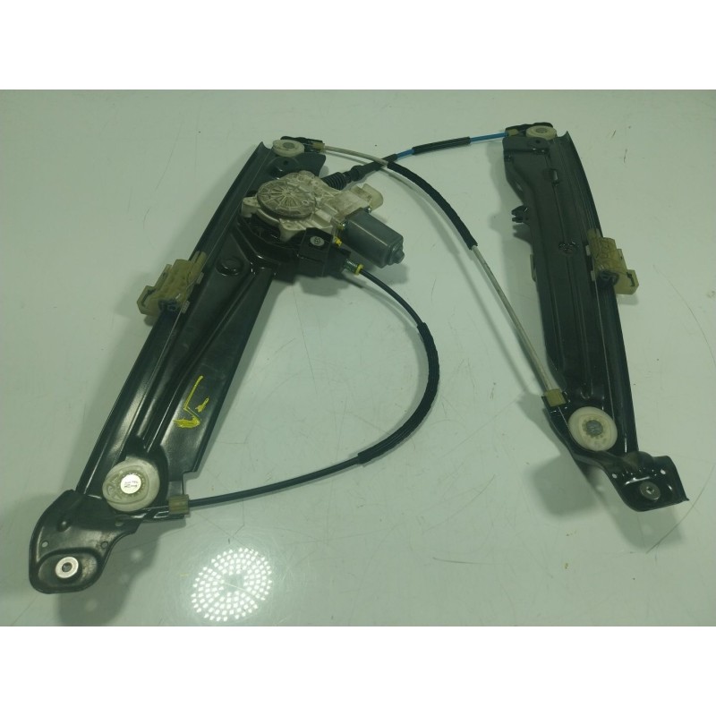 Recambio de elevalunas delantero izquierdo para bmw serie 5 lim. (f10) 3.0 turbodiesel referencia OEM IAM  72318879 