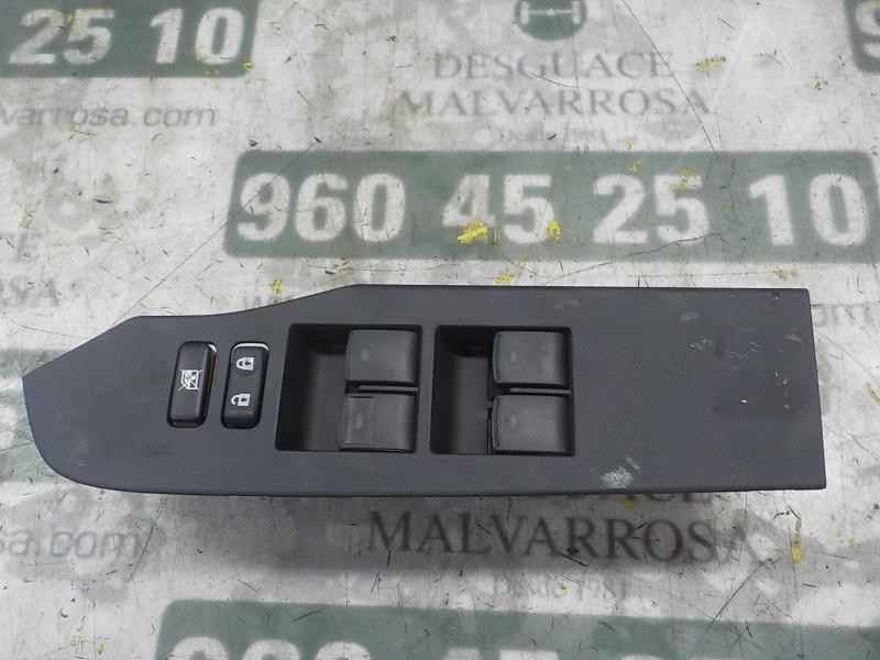 Recambio de mando elevalunas delantero izquierdo para toyota auris 1.8 16v (híbrido) referencia OEM IAM 8404002120  
