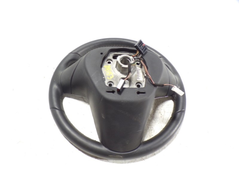 Recambio de volante para opel astra j lim. 1.6 cdti dpf referencia OEM IAM 13351029  