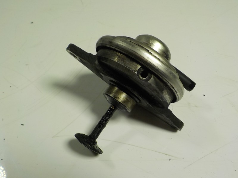 Recambio de valvula egr para opel zafira a 2.0 dti referencia OEM IAM   