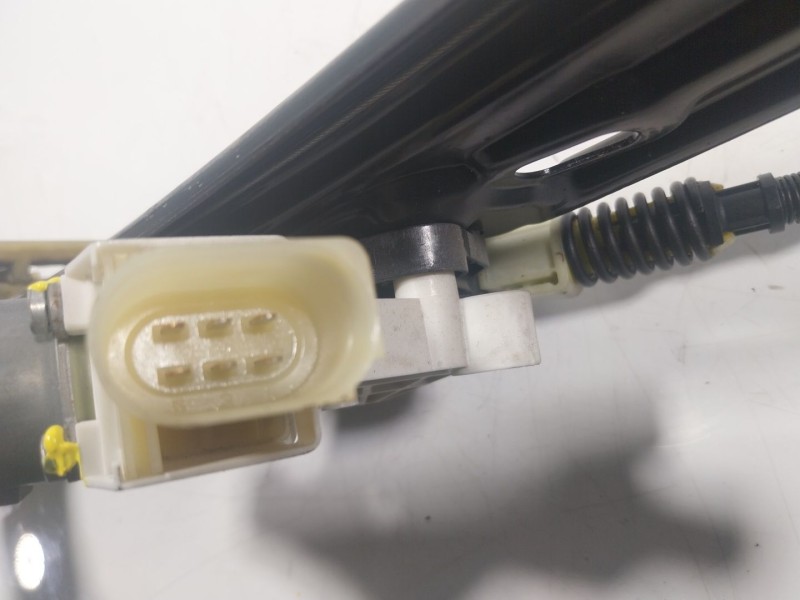 Recambio de elevalunas trasero derecho para bmw serie 5 lim. (f10) 3.0 turbodiesel referencia OEM IAM  7182122F10S 