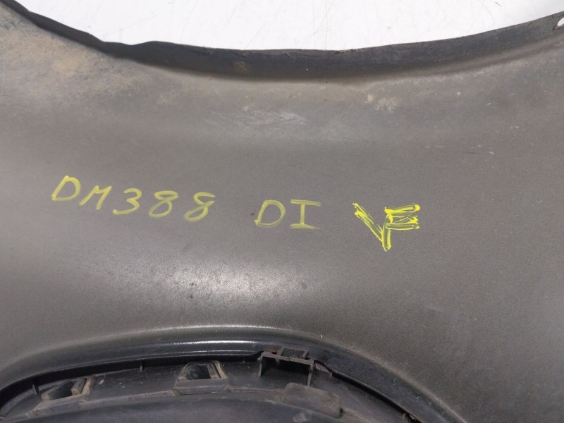 Recambio de aleta delantera izquierda para land rover range rover sport 3.6 td v8 referencia OEM IAM   