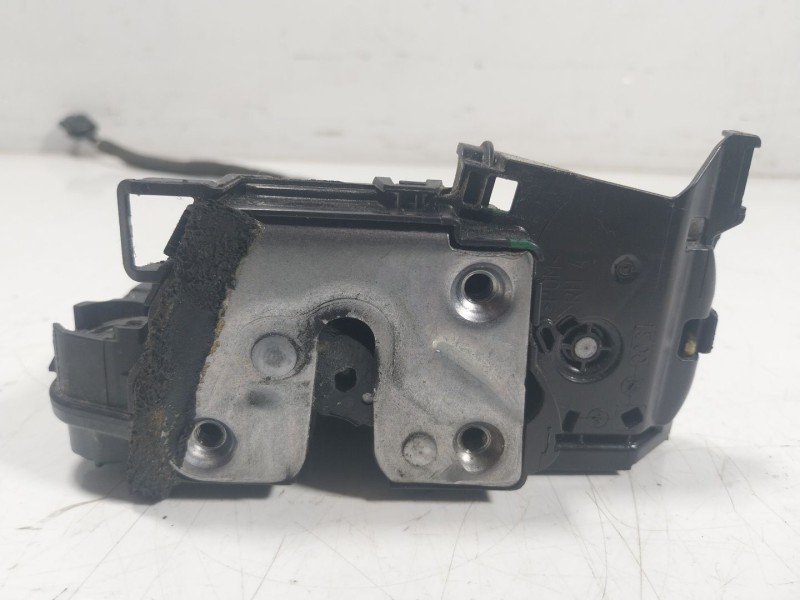 Recambio de cerradura puerta delantera derecha para renault zoe referencia OEM IAM  805020094R 