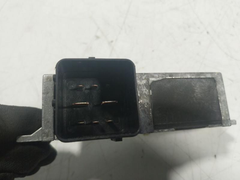 Recambio de caja precalentamiento para renault zoe referencia OEM IAM  296103254R 