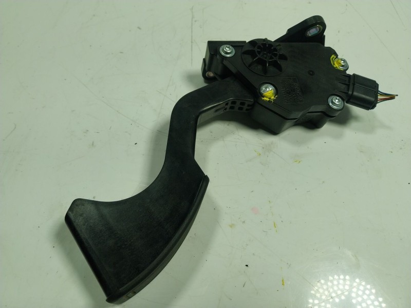 Recambio de potenciometro pedal para lexus ct 1.8 16v cat (híbrido) referencia OEM IAM  7811076091 