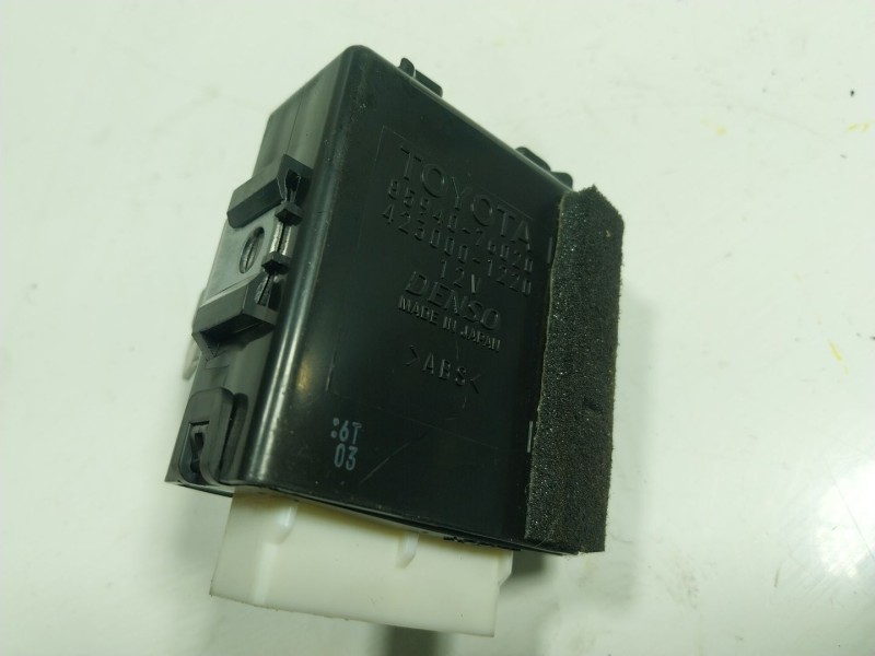 Recambio de modulo electronico para lexus ct 1.8 16v cat (híbrido) referencia OEM IAM  8594076020 