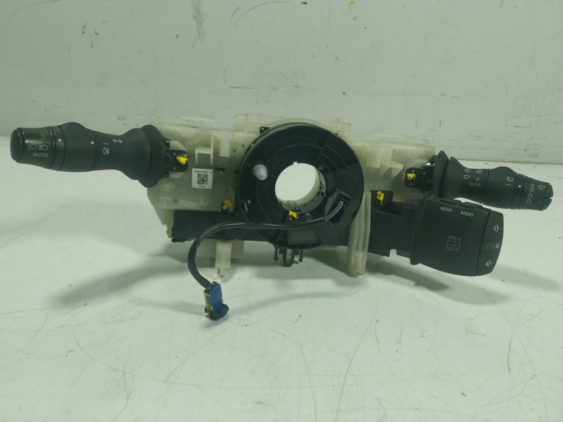 Recambio de mando luces para renault zoe referencia OEM IAM  255673247R 